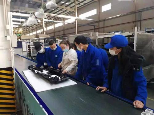 ?汽車飾件工廠西安制造部裝配車間開展新產(chǎn)品文件培訓(xùn)活動(dòng)